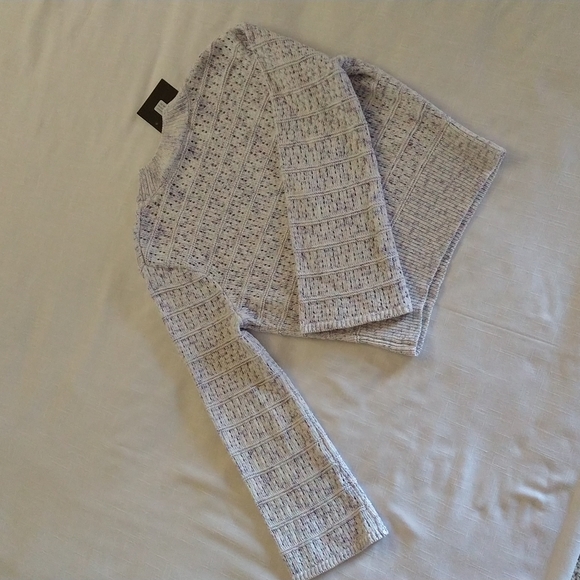 Knit crop sweater size small - Picture 8 of 12